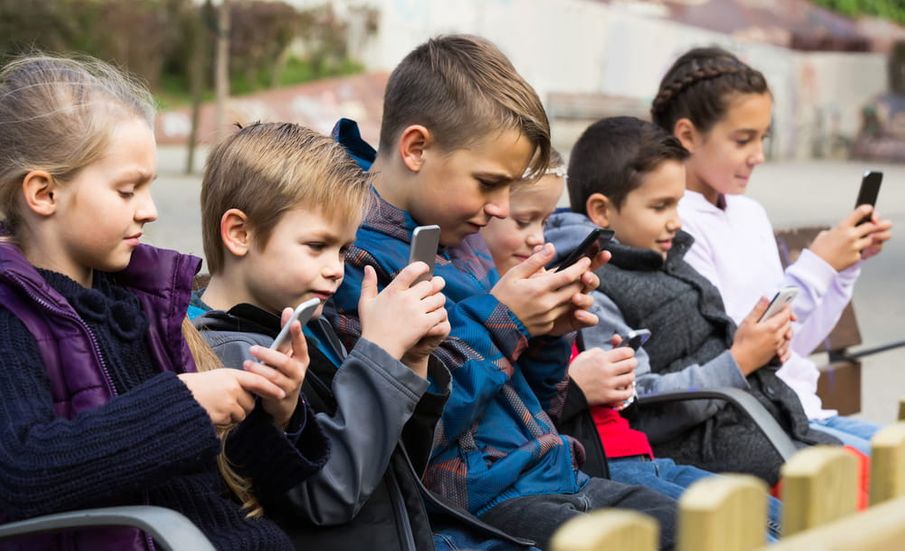 Health Advocates Urge Facebook to Shut Down  ‘Messenger Kids’ App