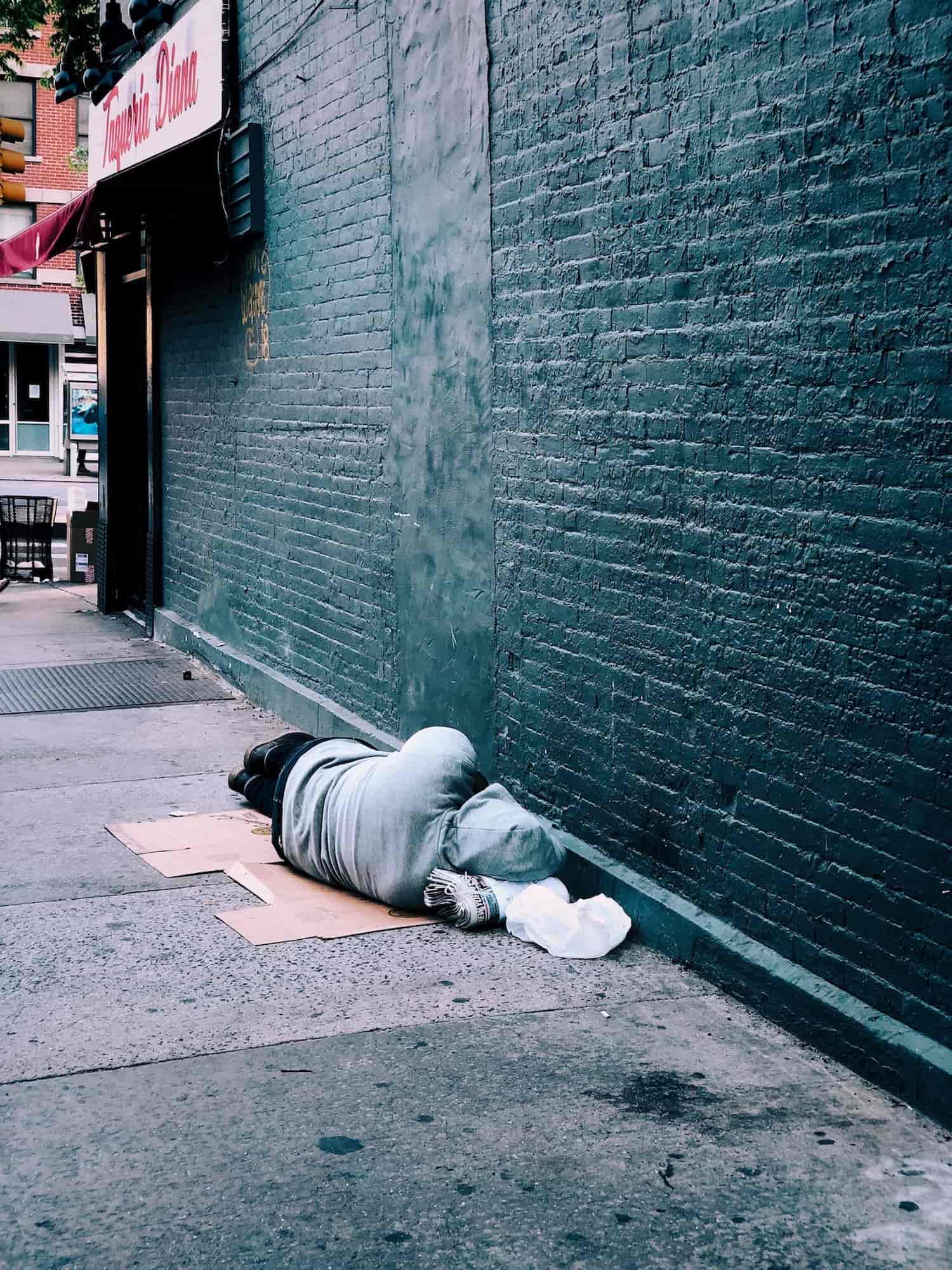 Government: End Rough Sleeping by 2027