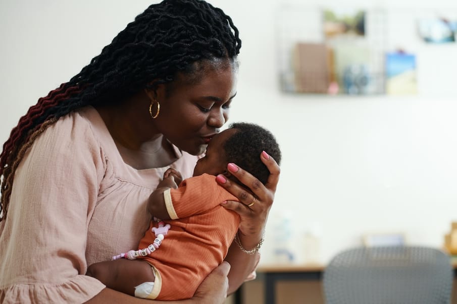 4 damaging myths about motherhood, debunked